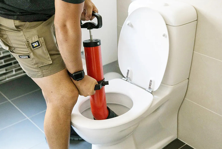 Why does my toilet smell - hire a professional plumber Melbourne