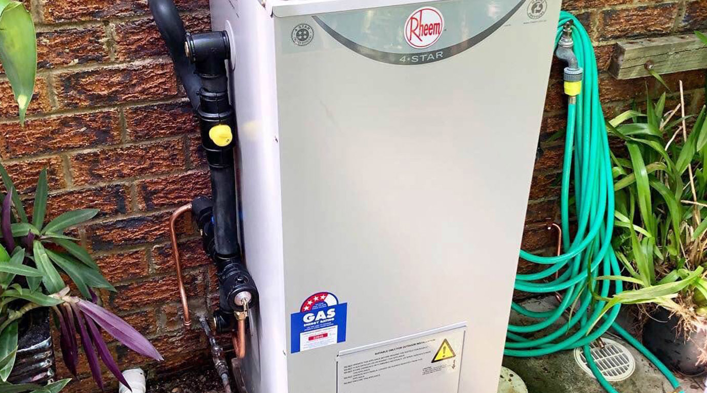 Gas vs Electric instant hot water system